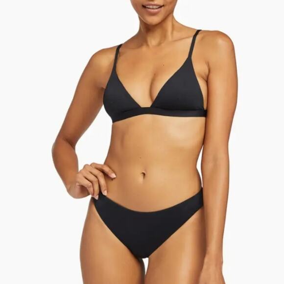 NWT Vitamin A Moss Black Bralette Bikini Top 10 L D-DDD EcoLux Swim Padded - Picture 3 of 9